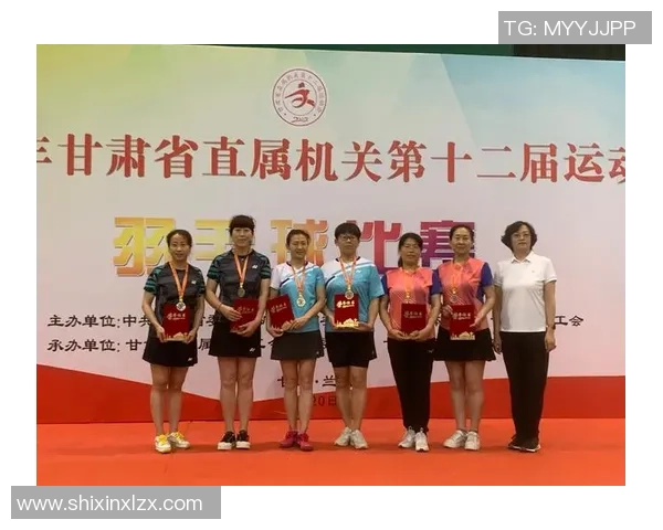 耐力较量西安羽毛球队与广州羽毛球队赛后复盘分析