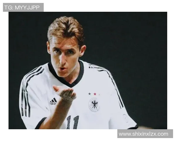 贝爷足球明星后卫的传奇之路与球场背后的故事揭秘