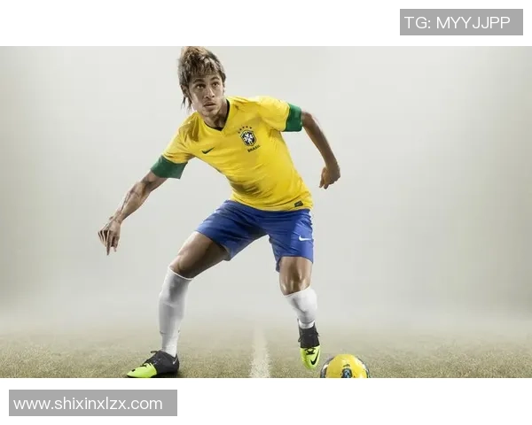 足球明星中那些眼睛迷人令人难忘的俊朗面孔盘点